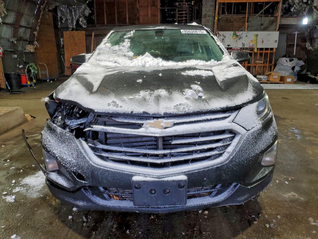Chevrolet Equinox Ls Image 2